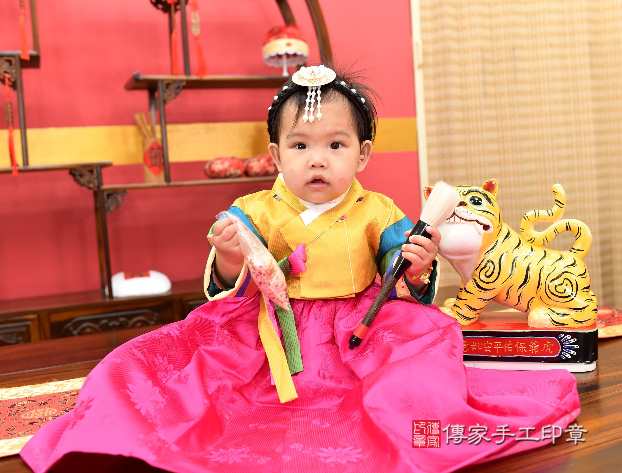 禎禎寶寶抓周，小孩古裝禮服照。地點：傳家「新北店」古禮會場，照片4