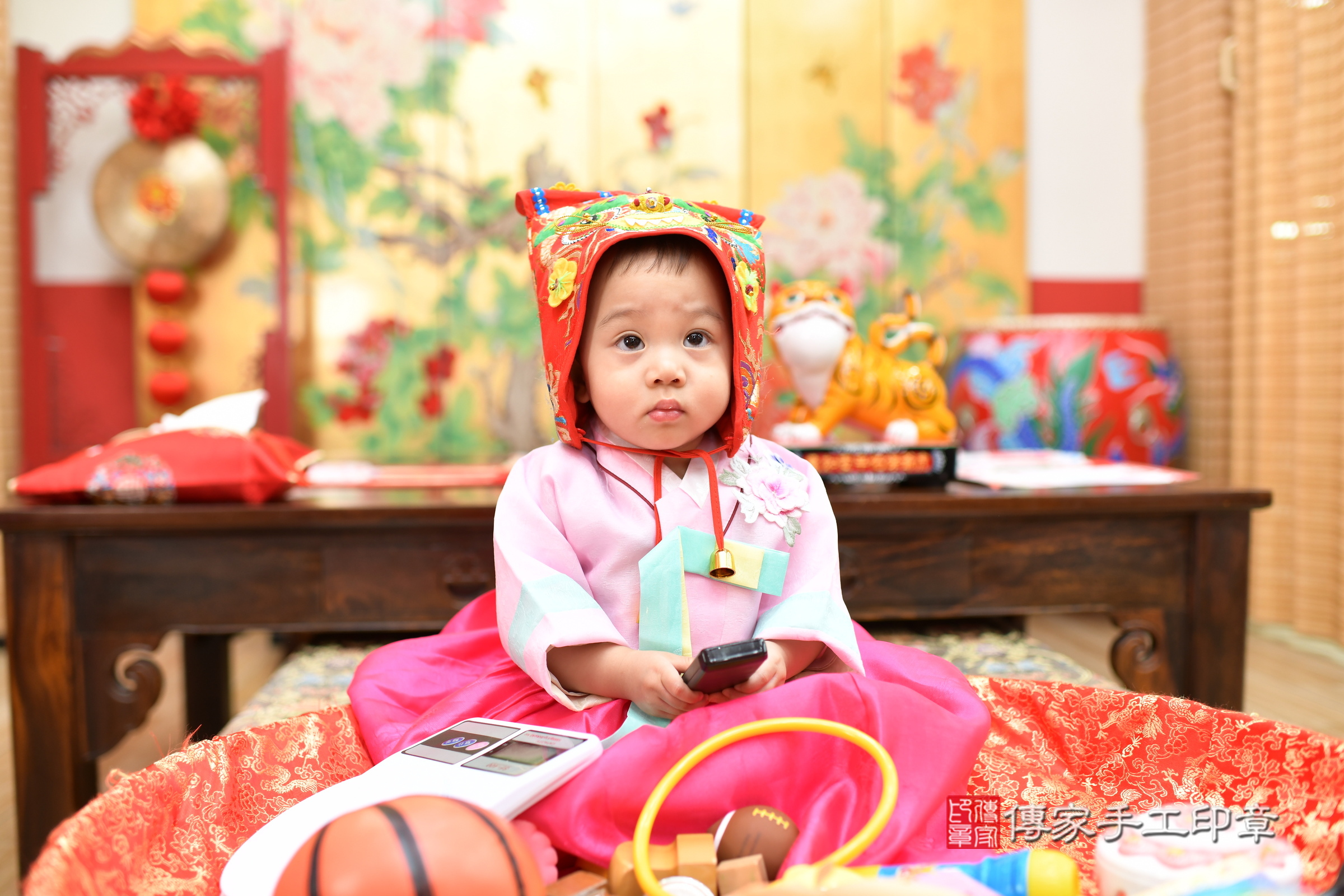 妘妘寶寶抓周，小孩古裝禮服照。地點：傳家「台北店」古禮會場，照片3