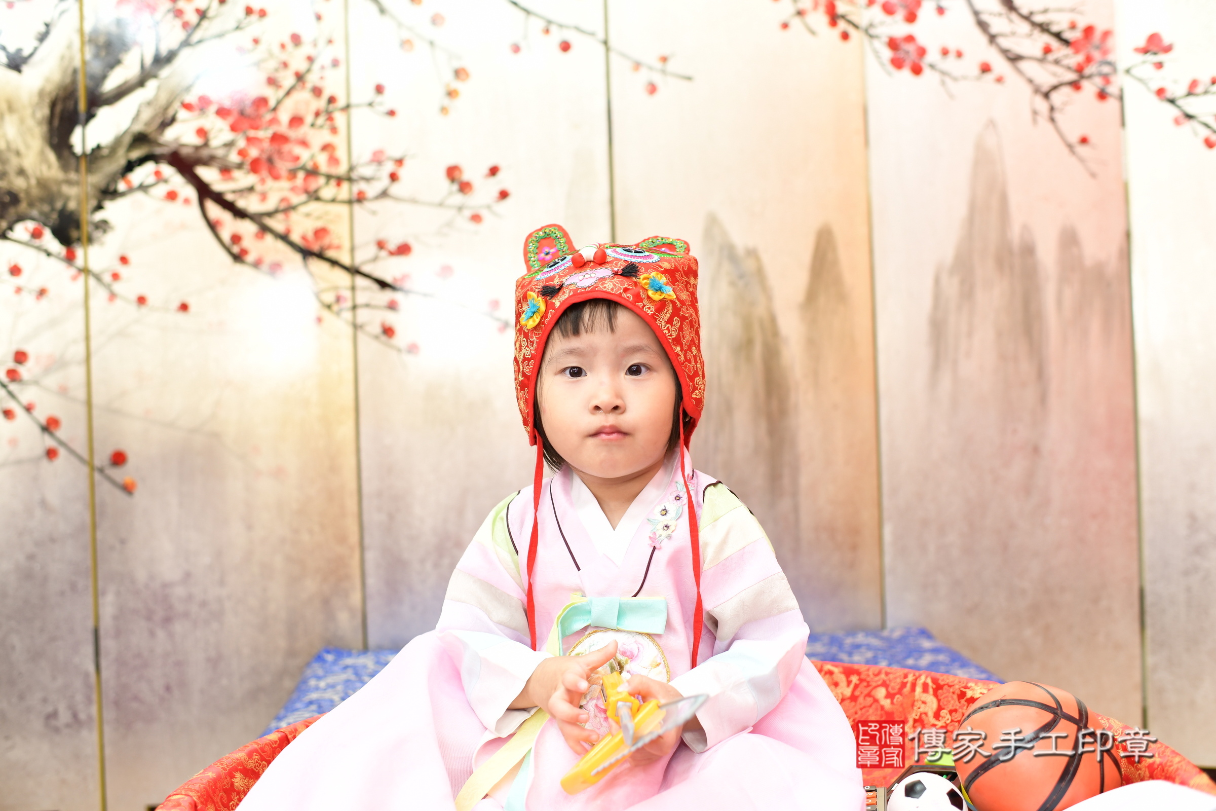 沛沛寶寶抓周，小孩古裝禮服照。地點：傳家「新北店」古禮會場，照片4