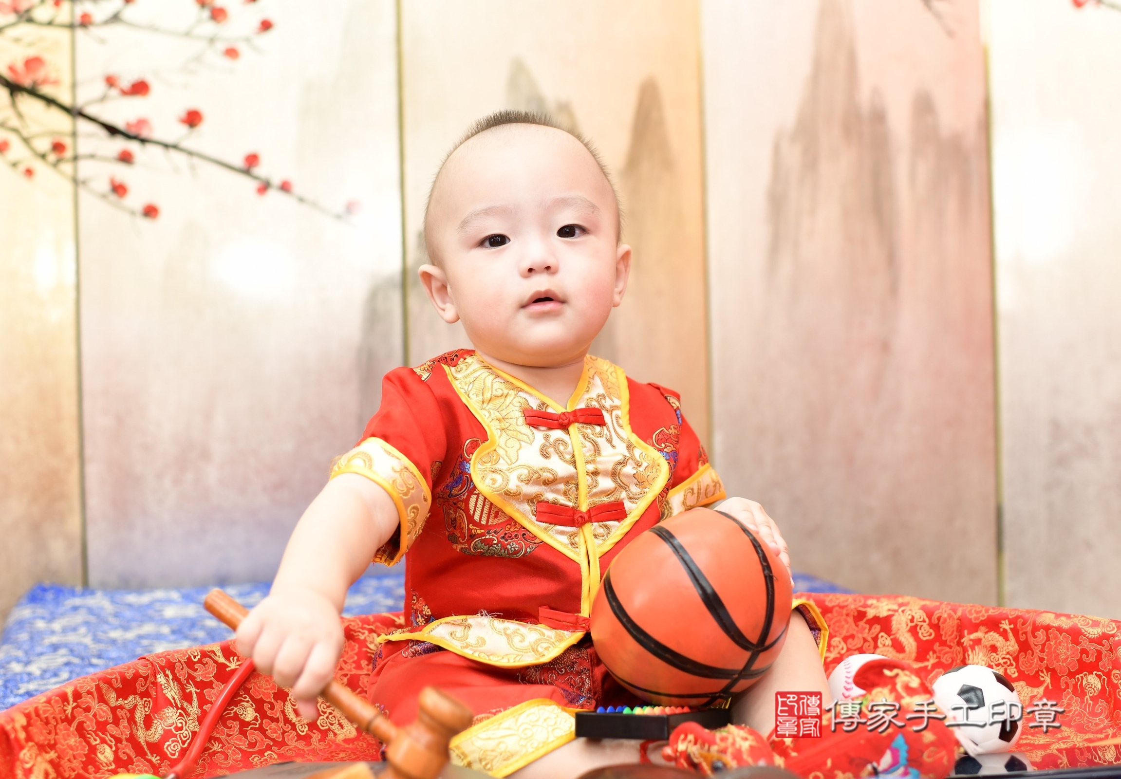 小縉寶寶抓周，小孩古裝禮服照。地點：傳家「新北店」古禮會場，照片3