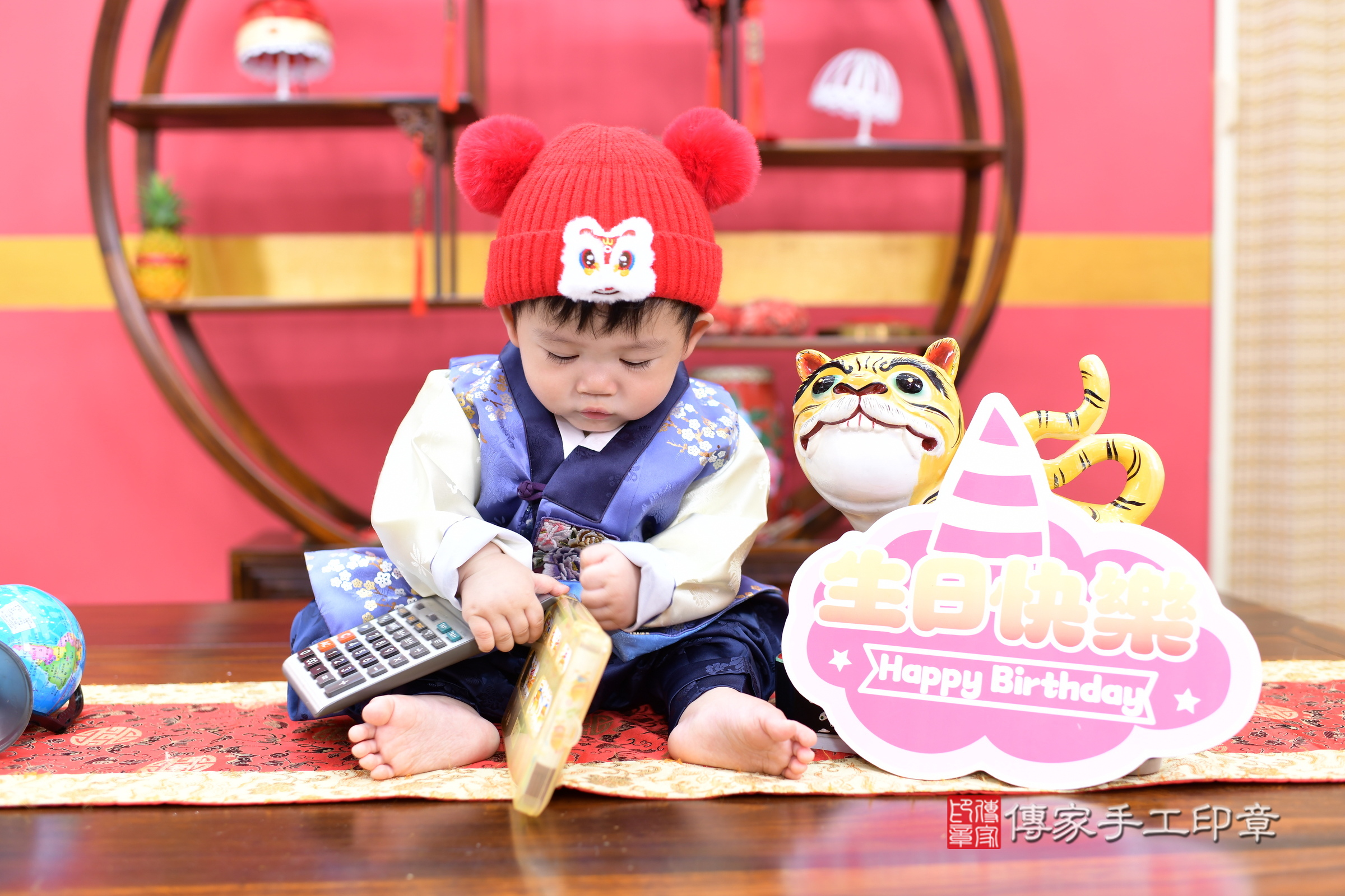 丞丞寶寶抓周，小孩古裝禮服照。地點：傳家「新北店」古禮會場，照片1