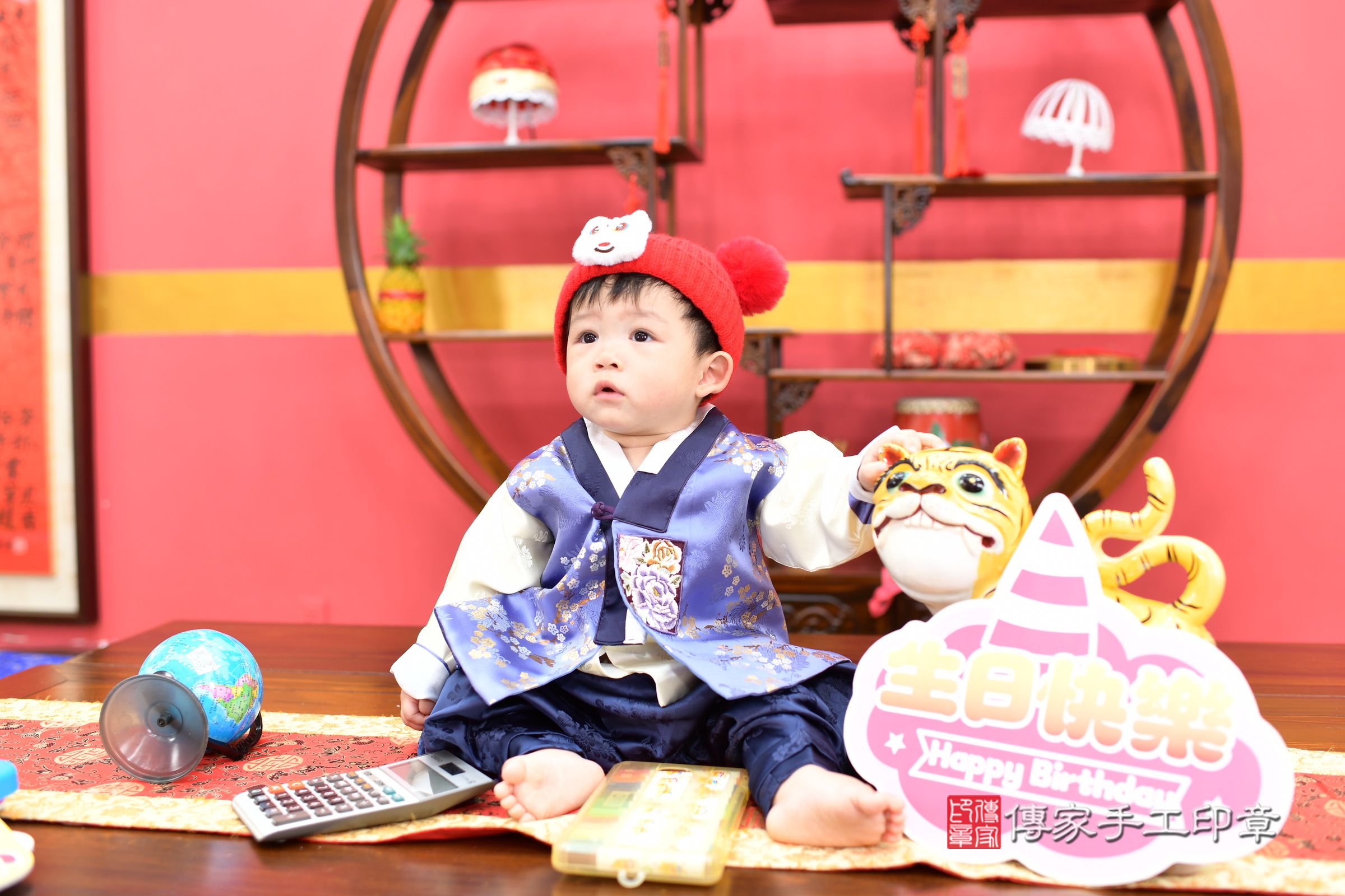 丞丞寶寶抓周，小孩古裝禮服照。地點：傳家「新北店」古禮會場，照片2