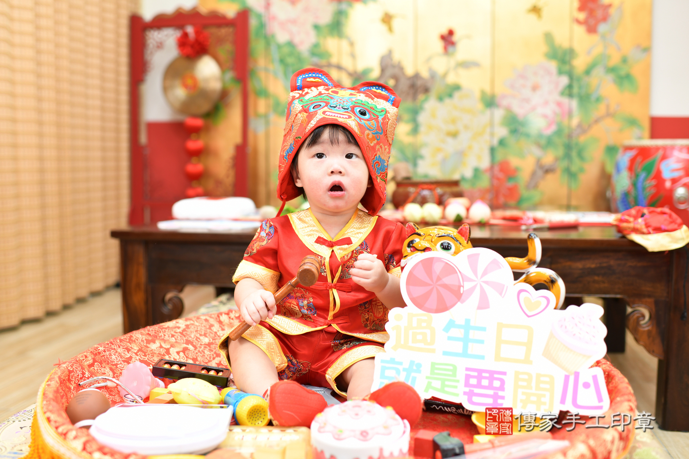 宸宸寶寶抓周，小孩古裝禮服照。地點：傳家「台北店」古禮會場，照片4