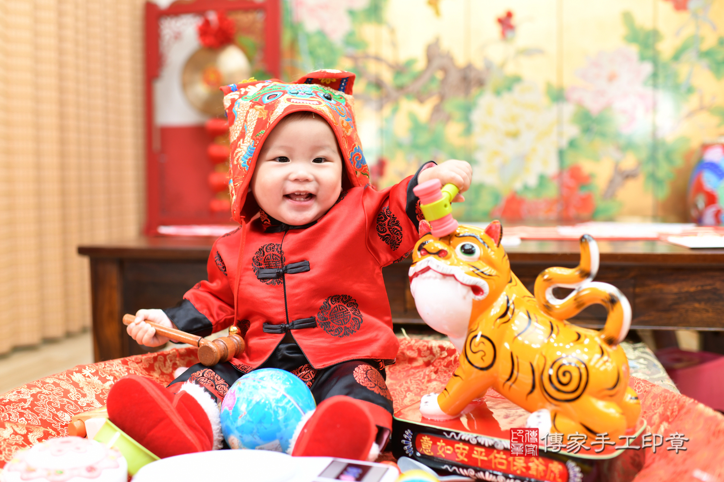 佑佑寶寶抓周，小孩古裝禮服照。地點：傳家「台北店」古禮會場，照片2