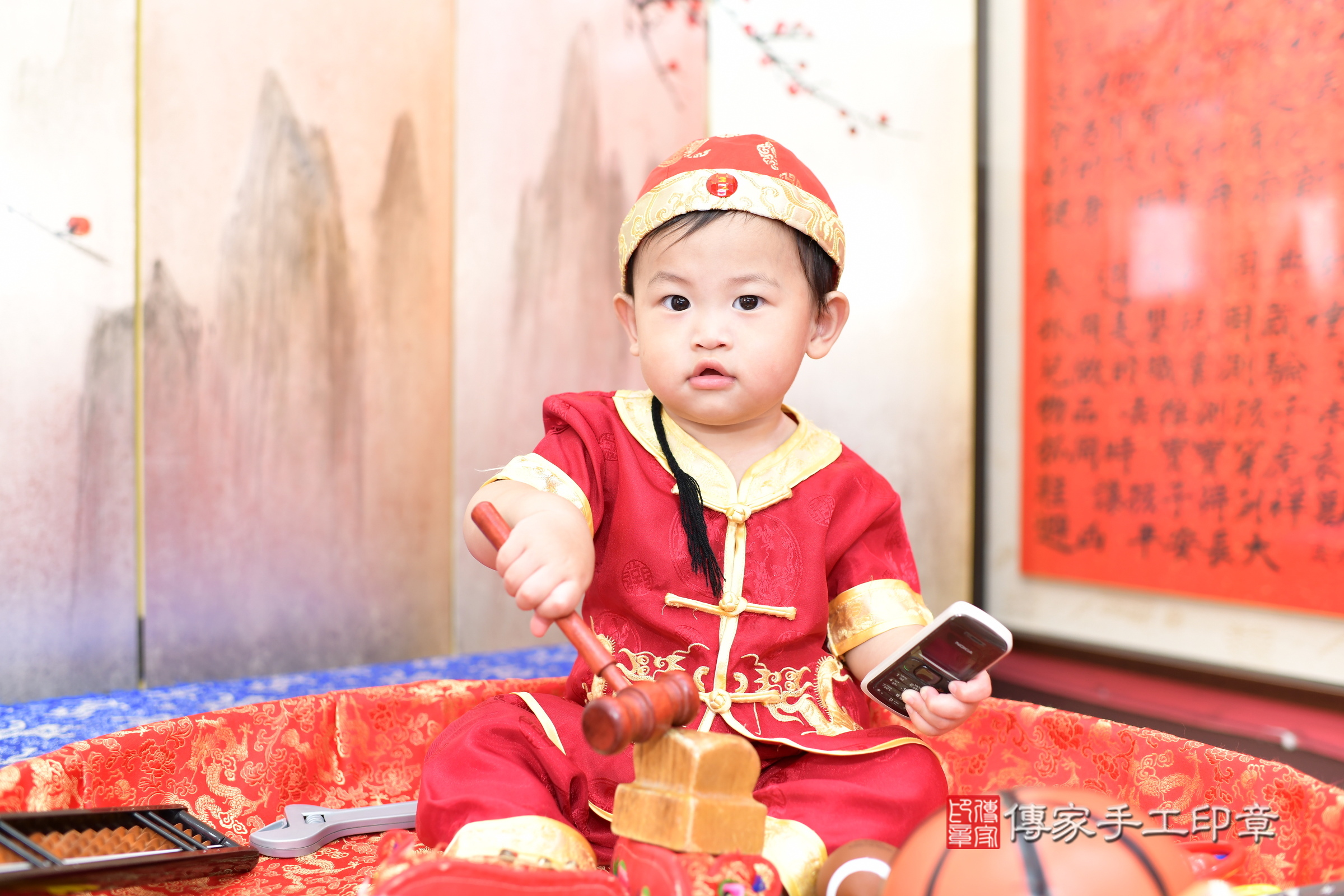 誠誠寶寶抓周，小孩古裝禮服照。地點：傳家「新北店」古禮會場，照片3