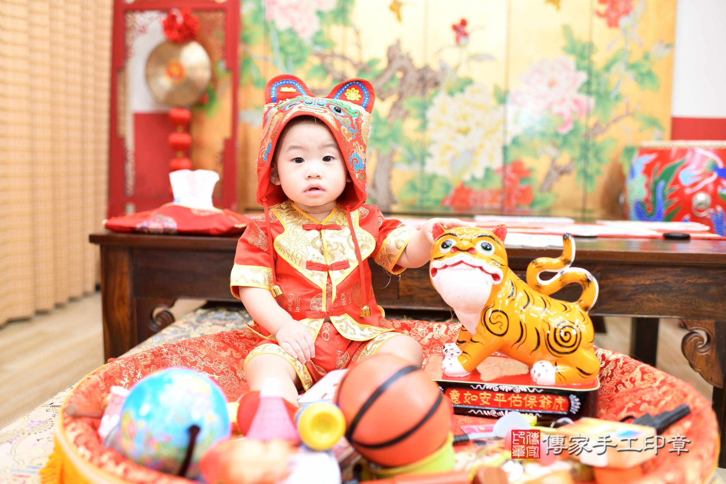 小紘寶寶抓周，小孩古裝禮服照。地點：傳家「台北店」古禮會場，照片3