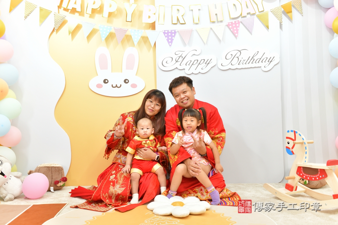 傳家台中店、抓周、古裝禮服照 傳家台中店、抓周、古裝禮服照