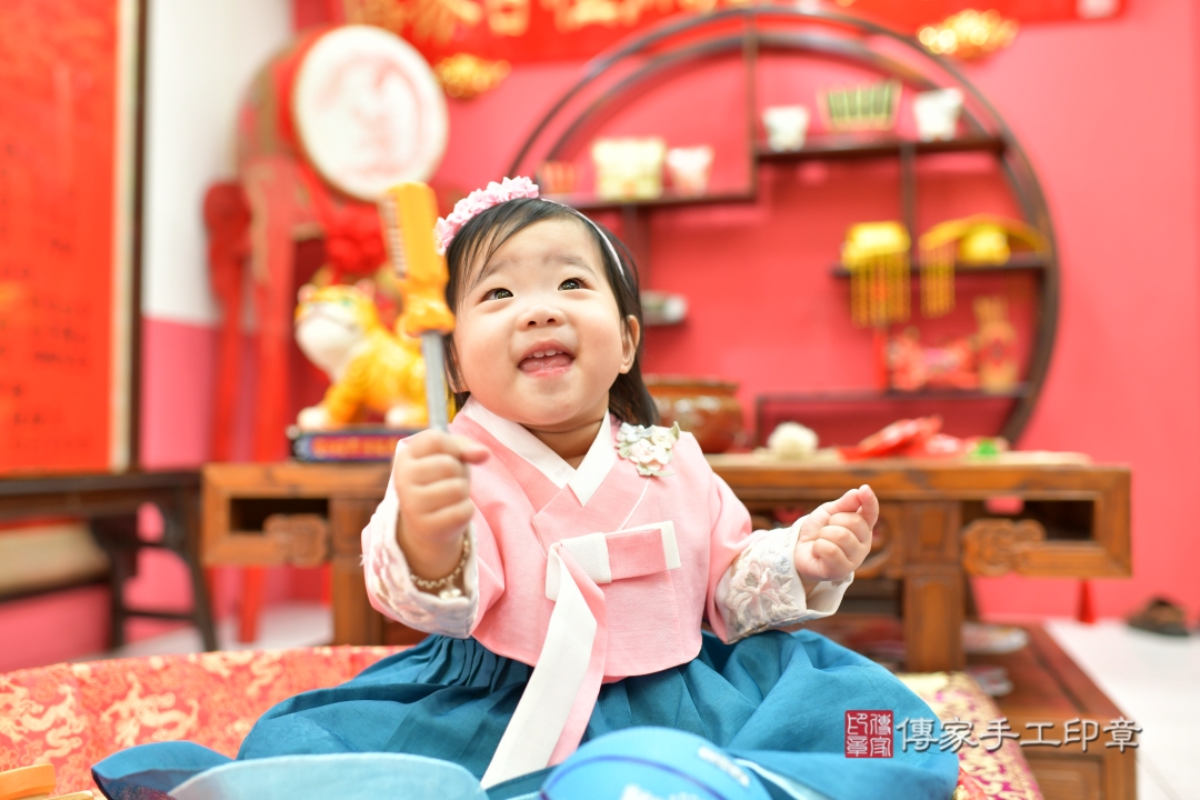 傳家台中店、抓周、古裝禮服照 傳家台中店、抓周、古裝禮服照