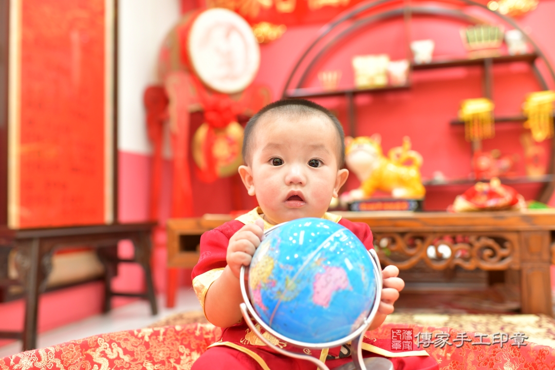 傳家台中店、抓周、古裝禮服照 傳家台中店、抓周、古裝禮服照