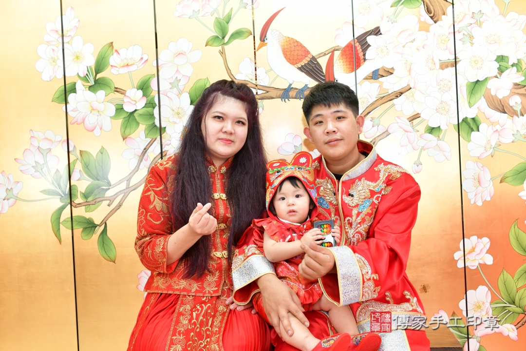 傳家台中店、抓周、古裝禮服照