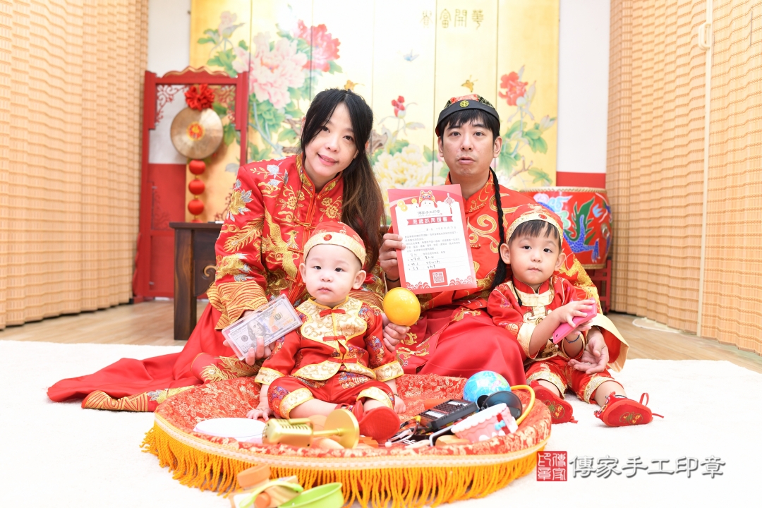 傳家台北店、抓周、古裝禮服照