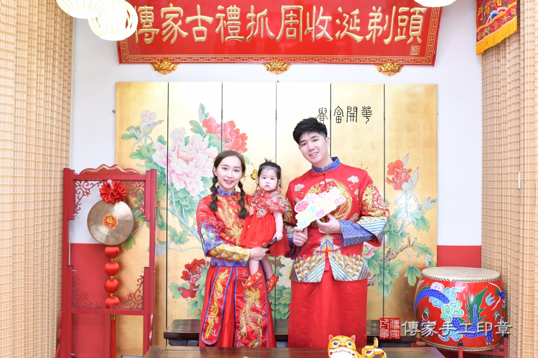傳家台北店、抓周、古裝禮服照