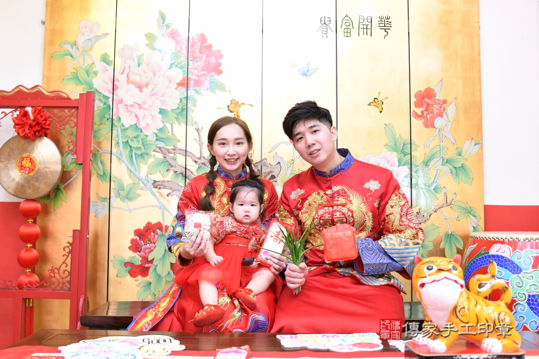 傳家台北店、抓周、古裝禮服照
