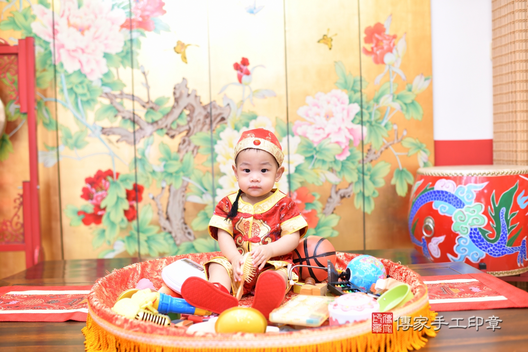 傳家台北店、抓周、古裝禮服照