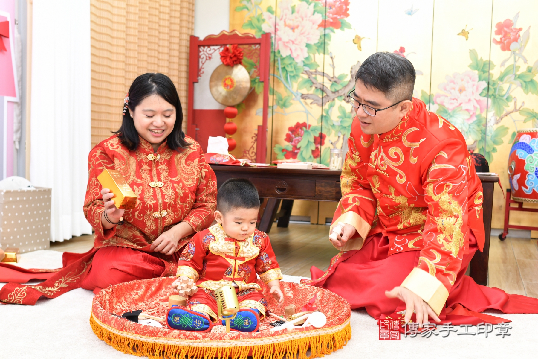 傳家台北店、抓周、古裝禮服照