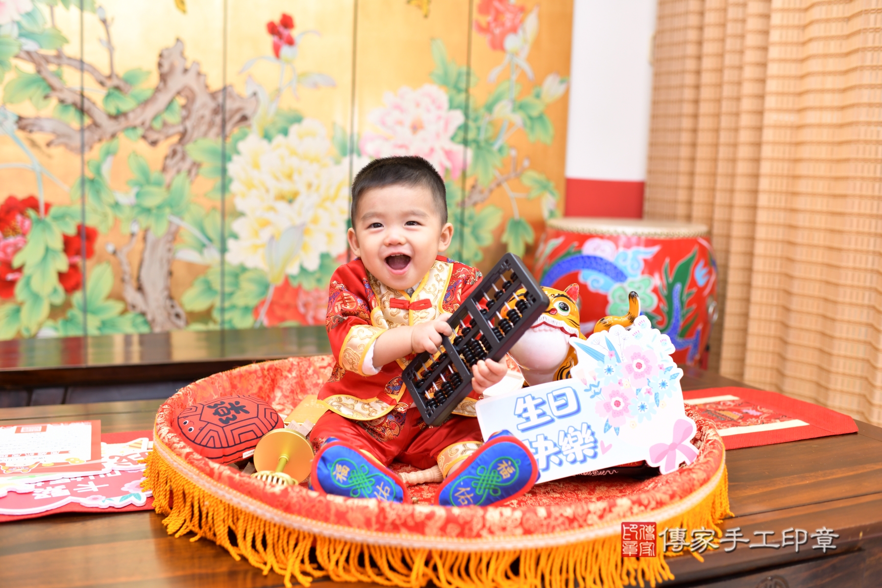 傳家台北店、抓周、古裝禮服照