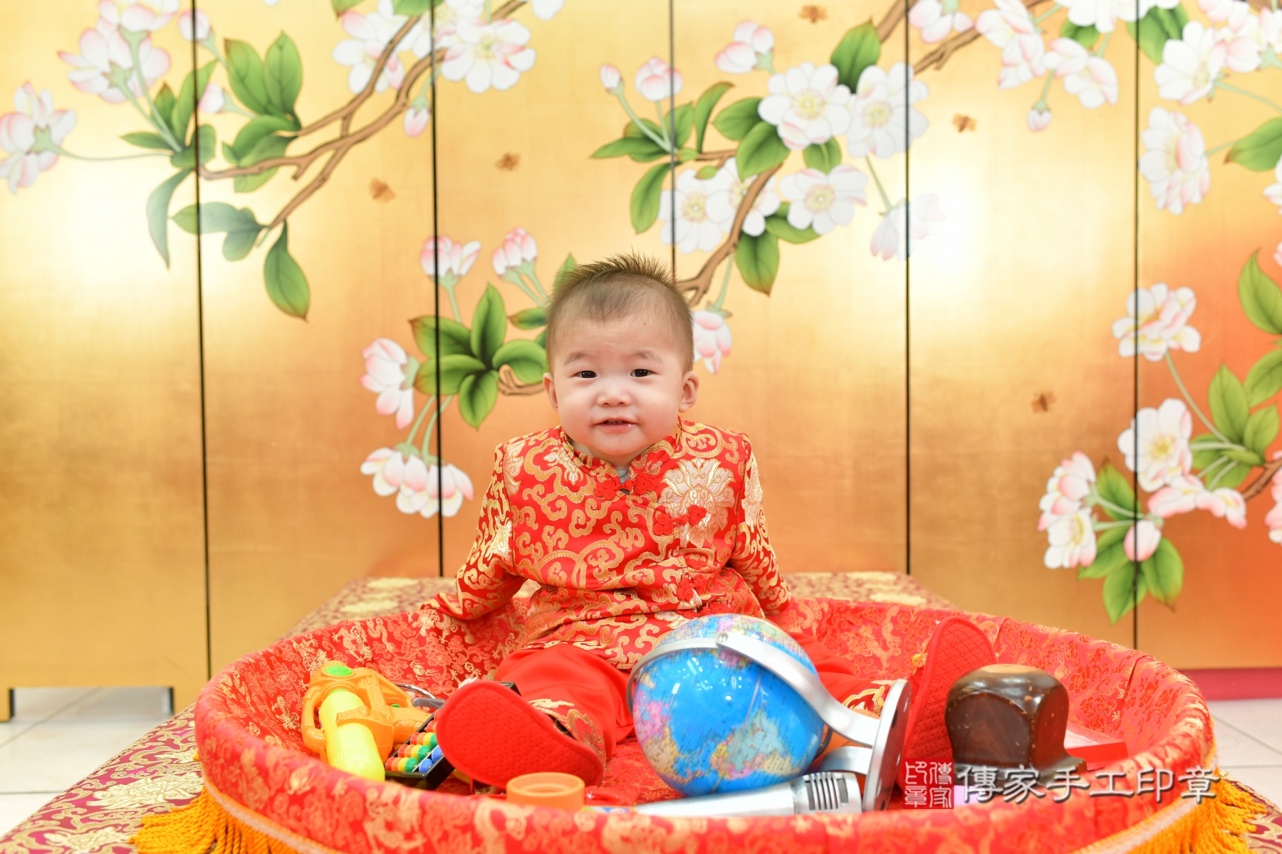 傳家台中店、抓周、古裝禮服照