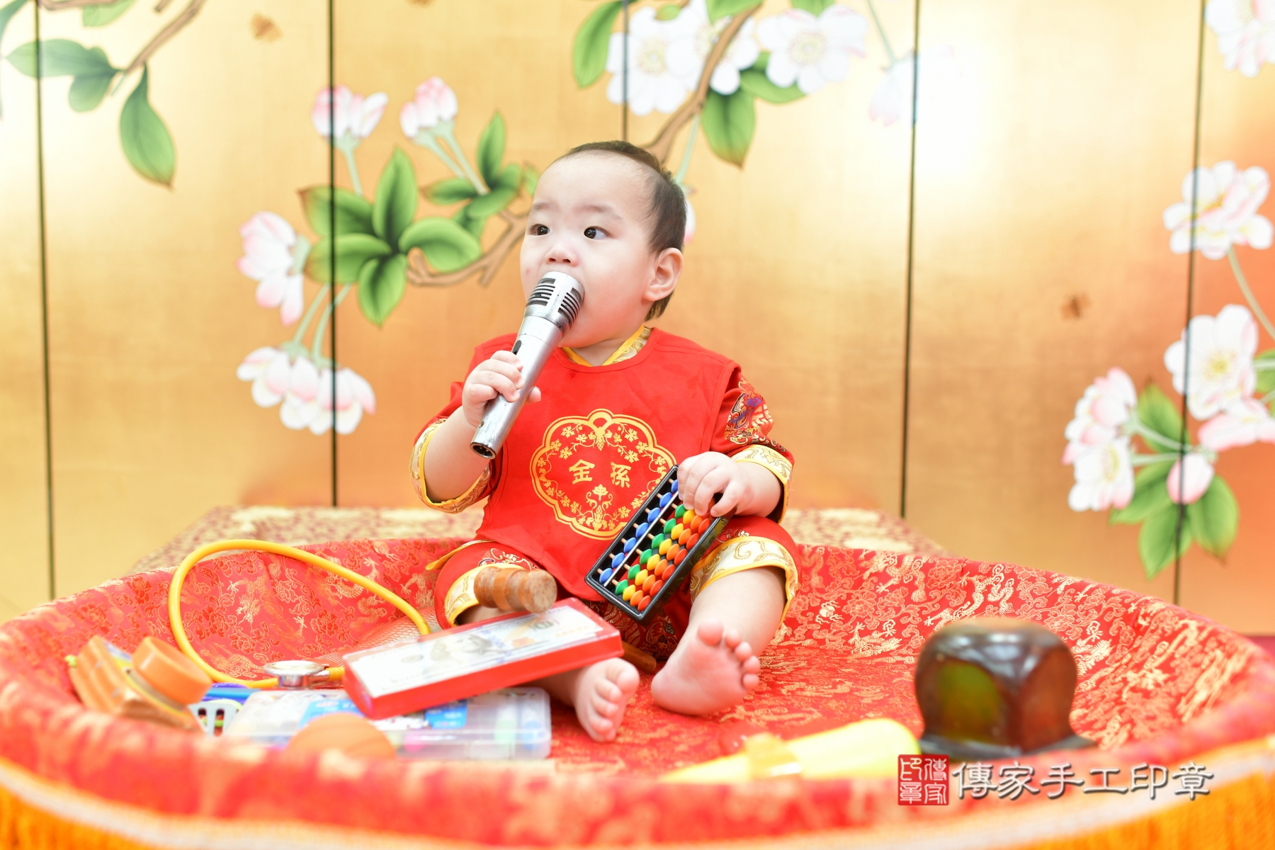 傳家台中店、抓周、古裝禮服照