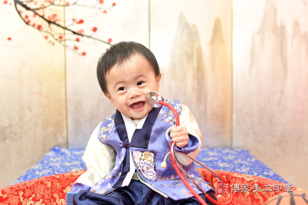 傳家台北店、抓周、古裝禮服照