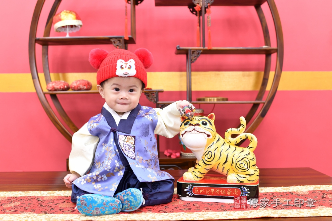 傳家台北店、抓周、古裝禮服照