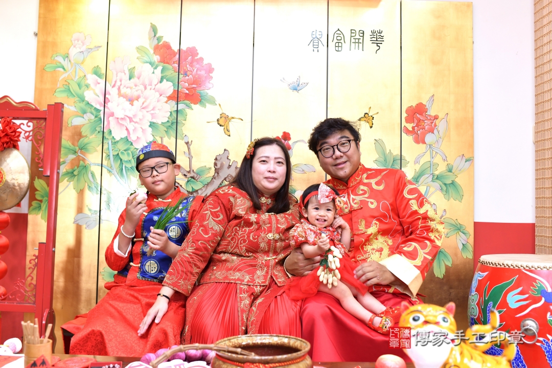 傳家台北店、抓周、古裝禮服照