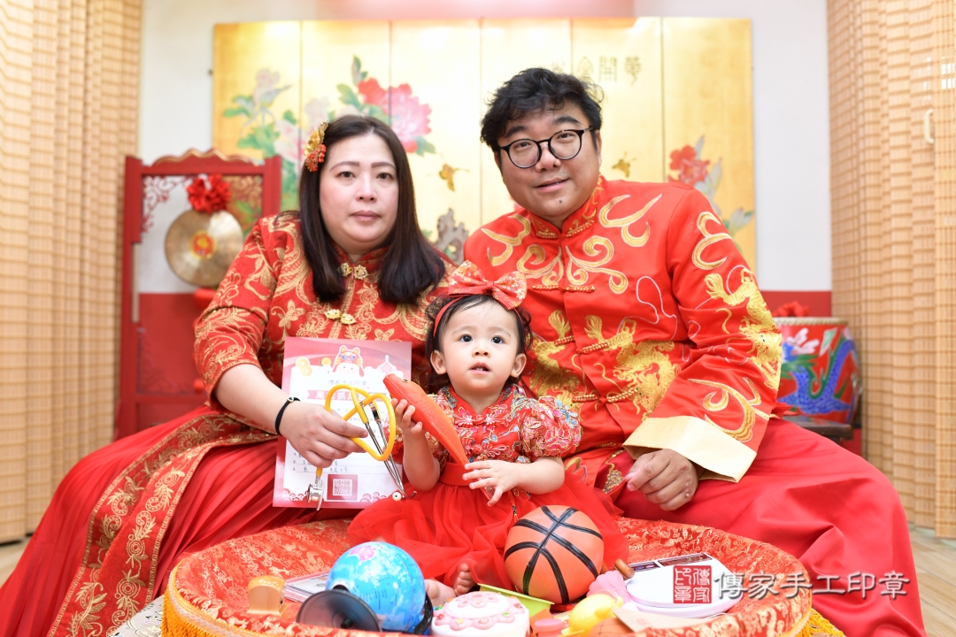 傳家台北店、抓周、古裝禮服照