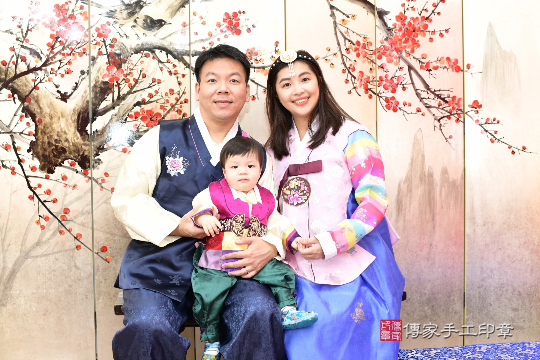 傳家台北店、抓周、古裝禮服照 傳家台北店、抓周、古裝禮服照