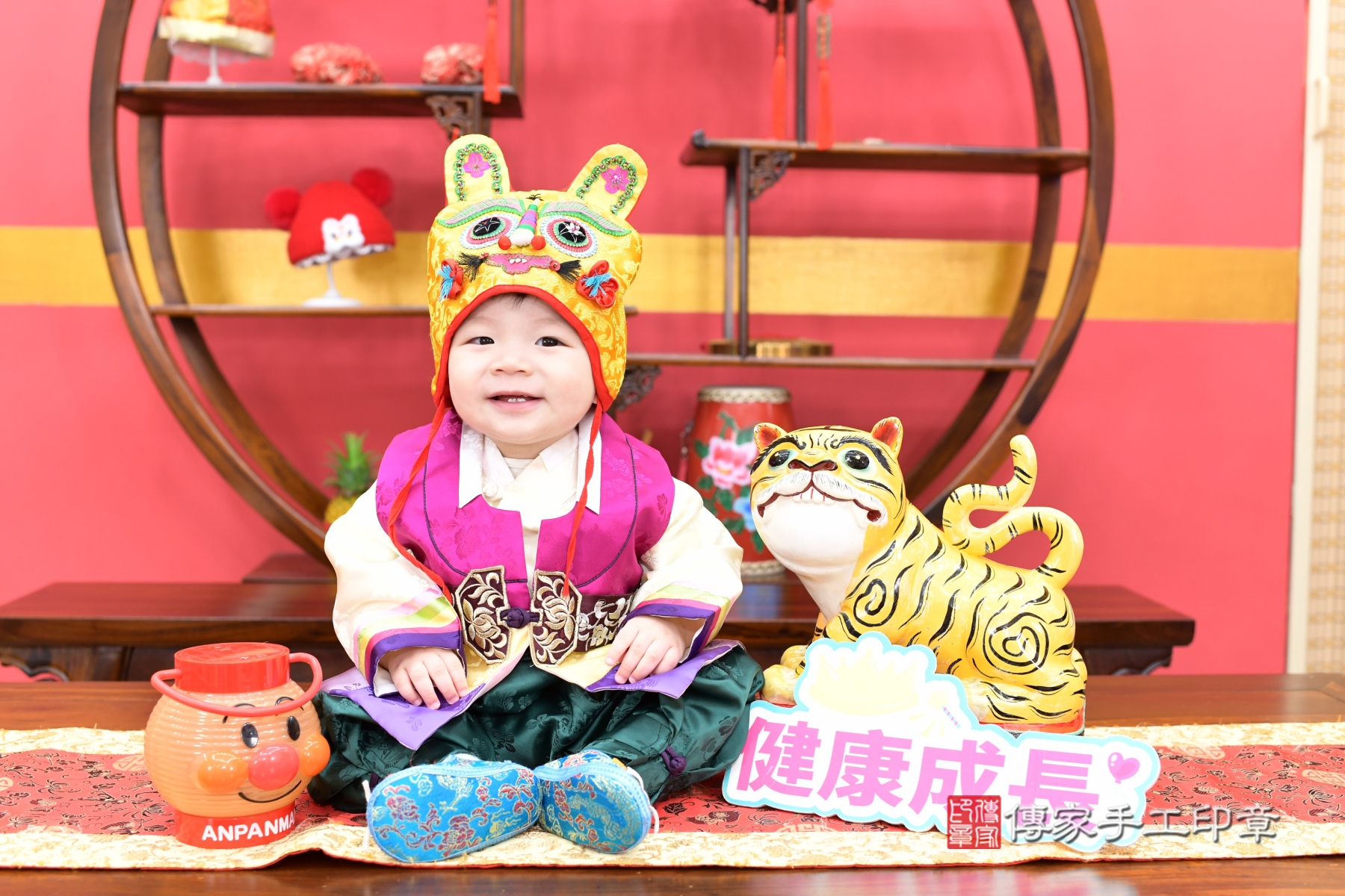 傳家台北店、抓周、古裝禮服照 傳家台北店、抓周、古裝禮服照