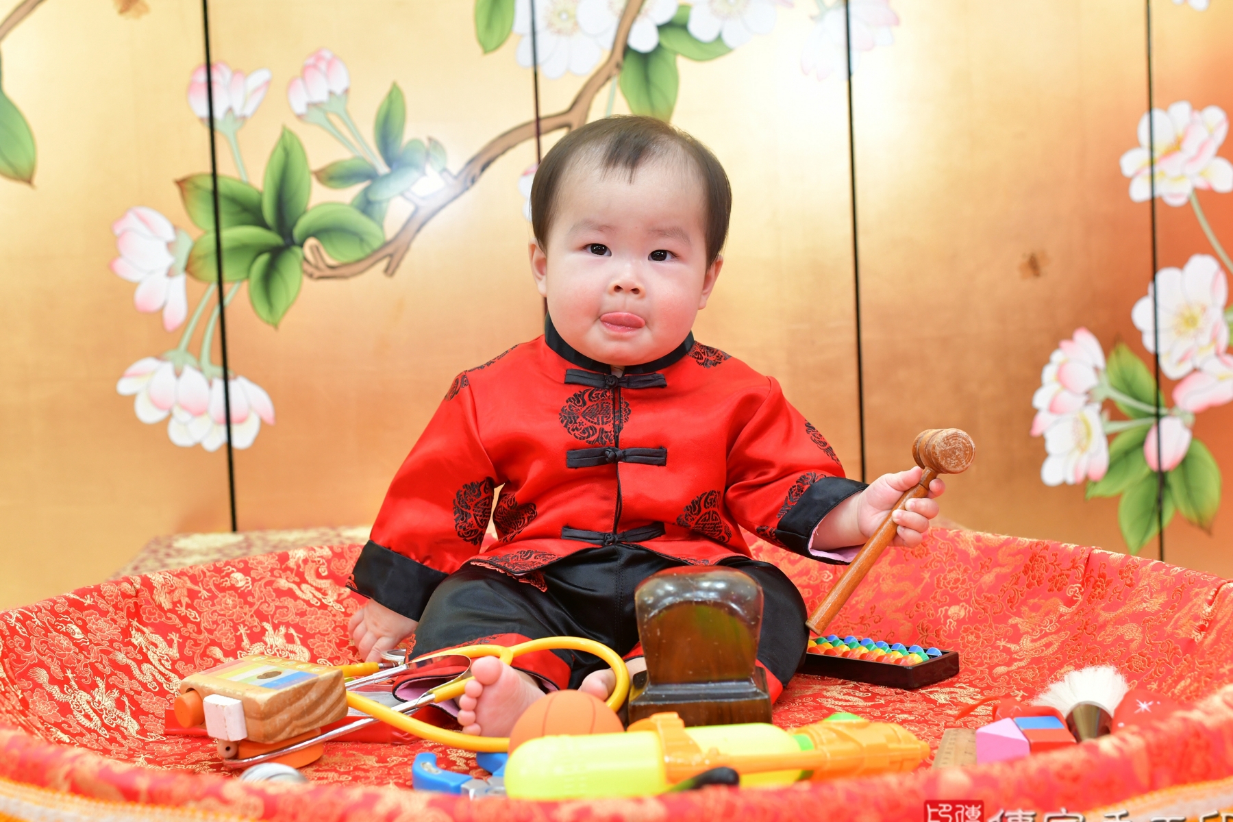 傳家台中店、抓周、古裝禮服照