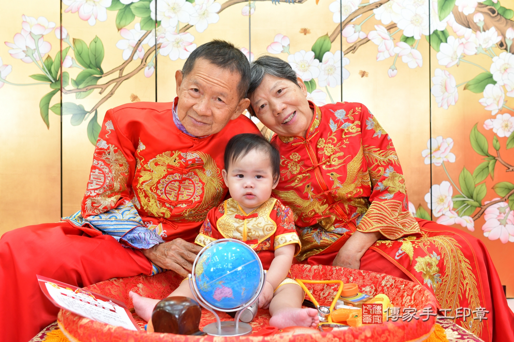 傳家台中店、抓周、古裝禮服照