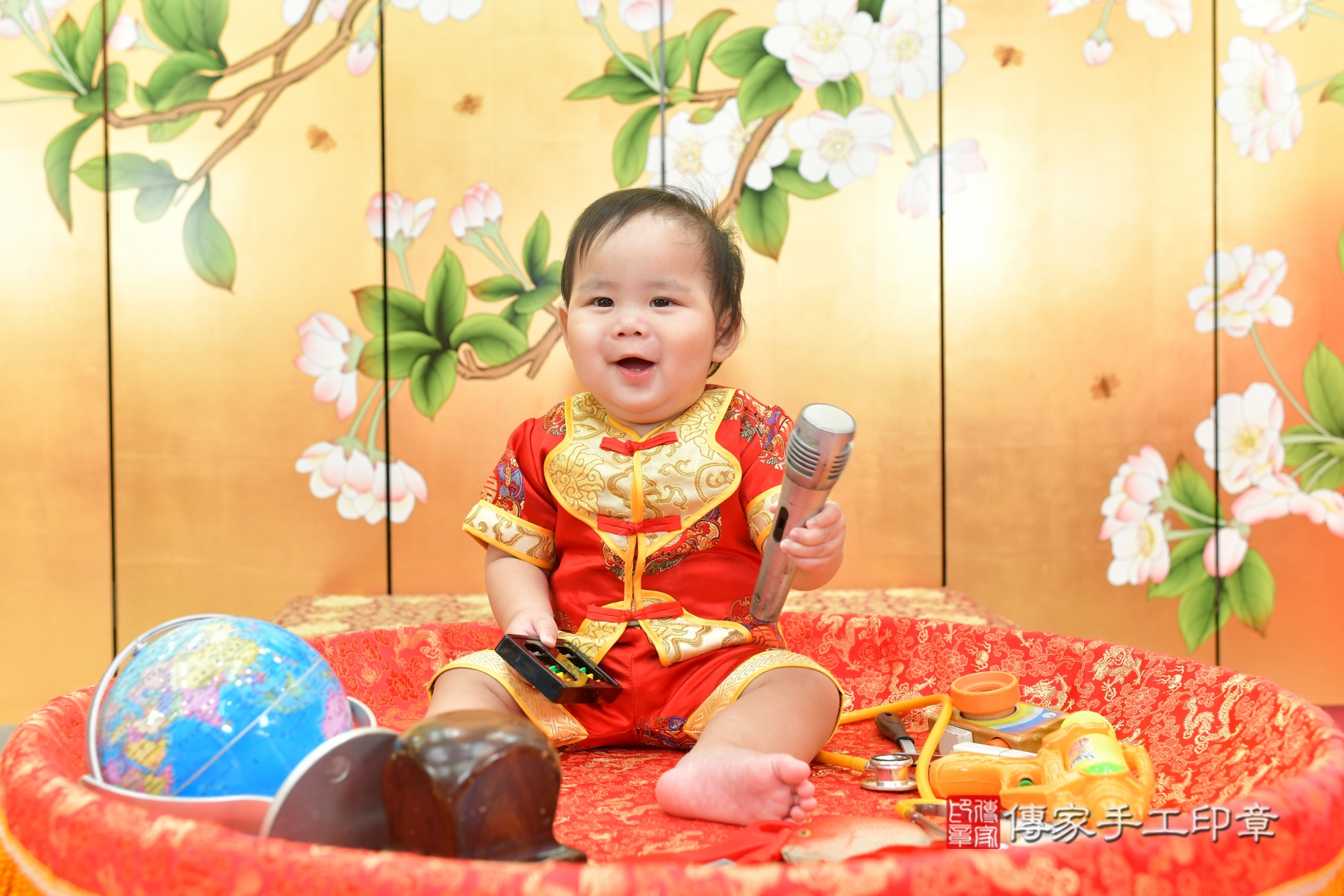 傳家台中店、抓周、古裝禮服照