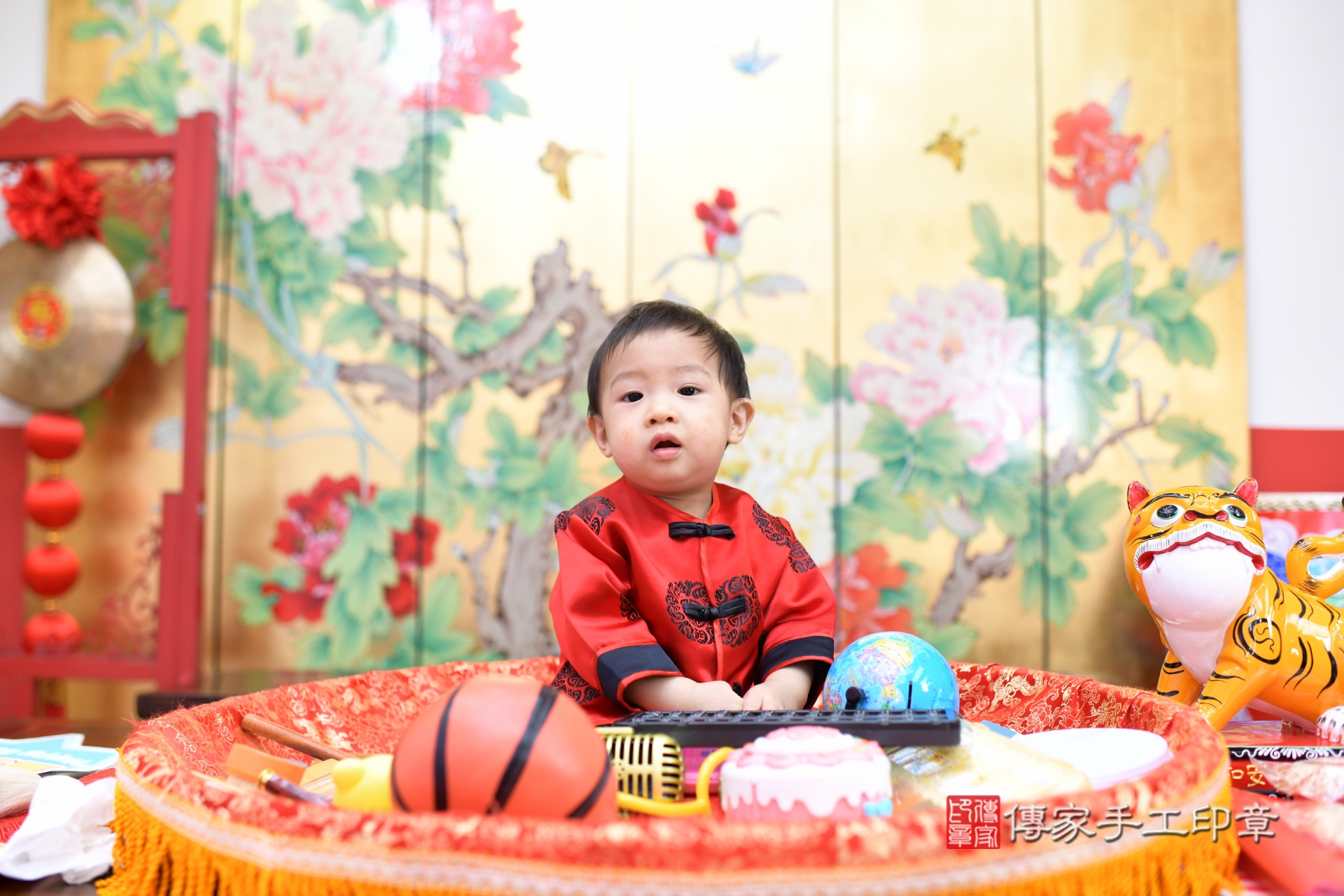 傳家台北店、抓周、古裝禮服照