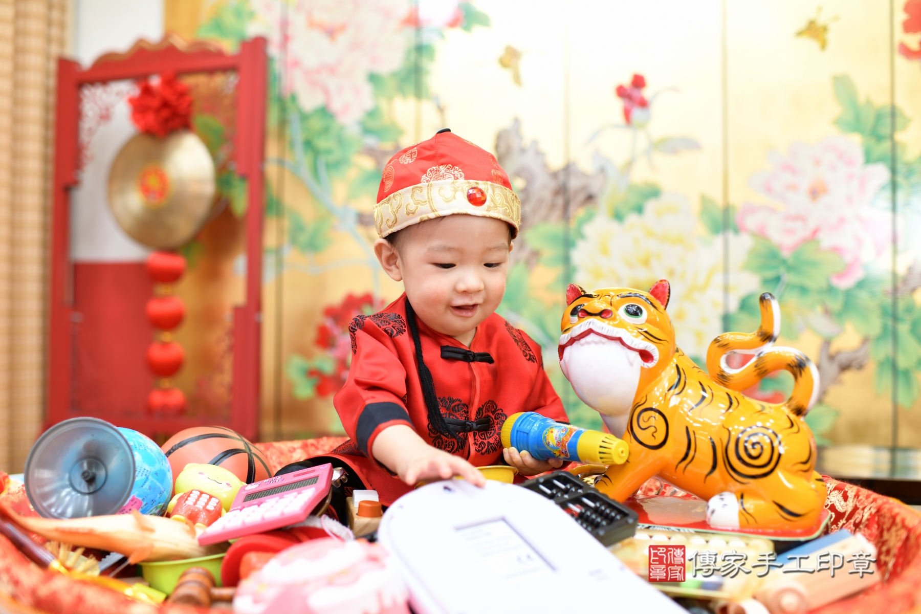 傳家台北店、抓周、古裝禮服照