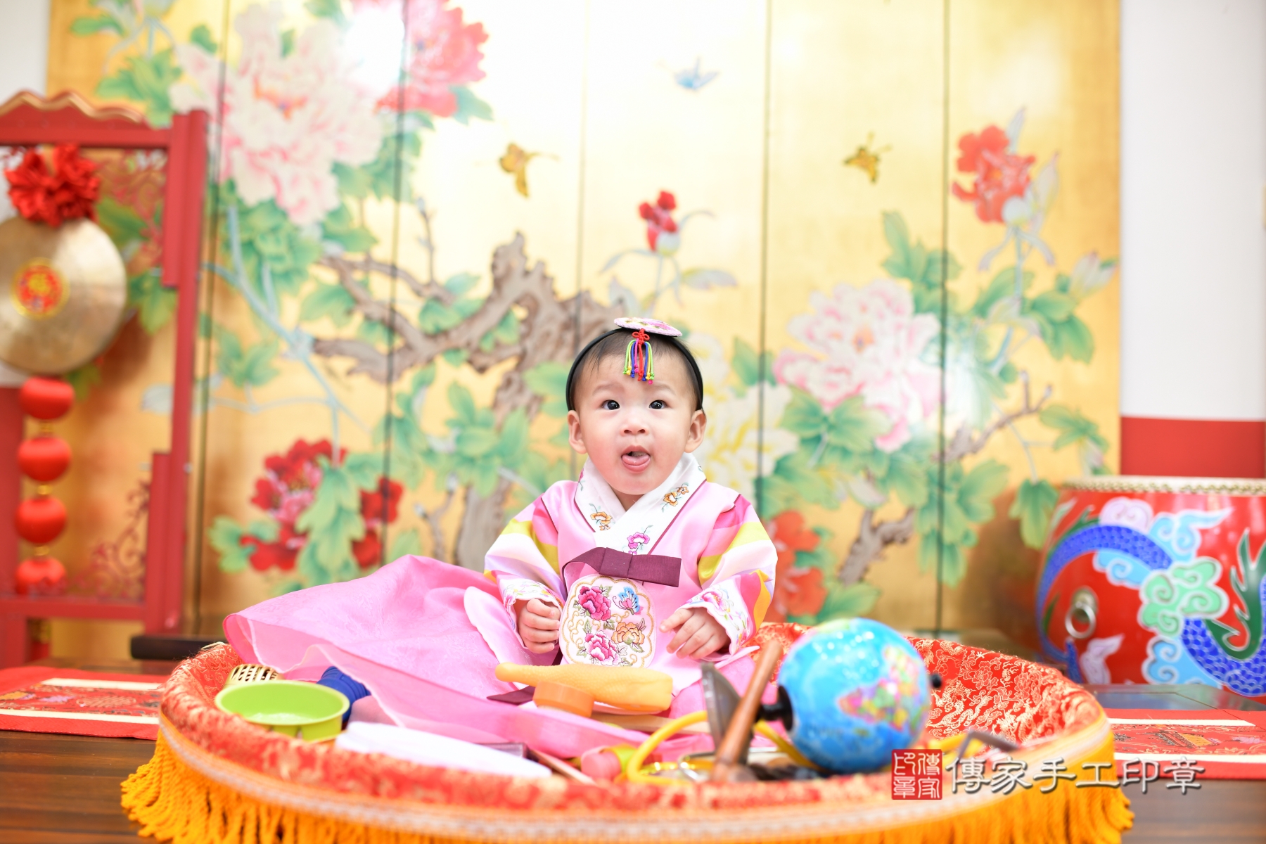 傳家台北店、抓周、古裝禮服照