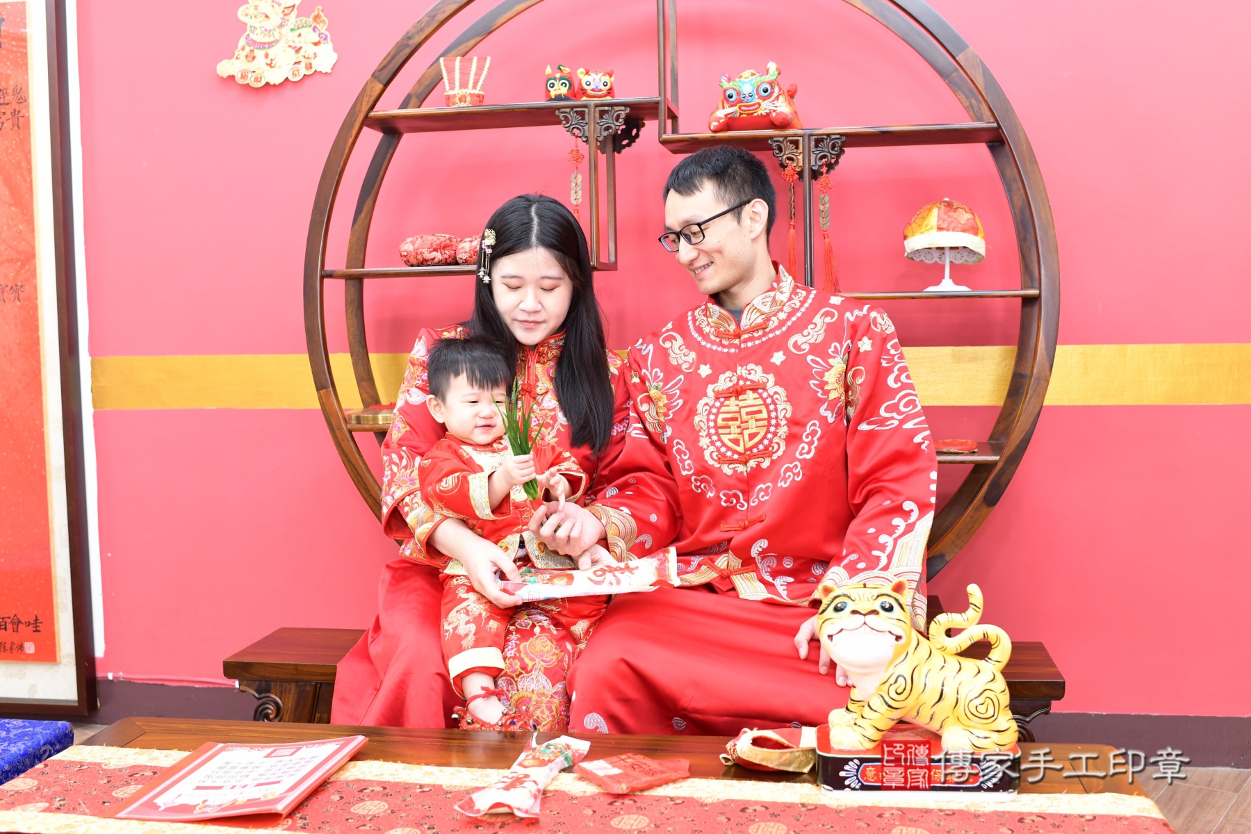 傳家台北店、抓周、古裝禮服照