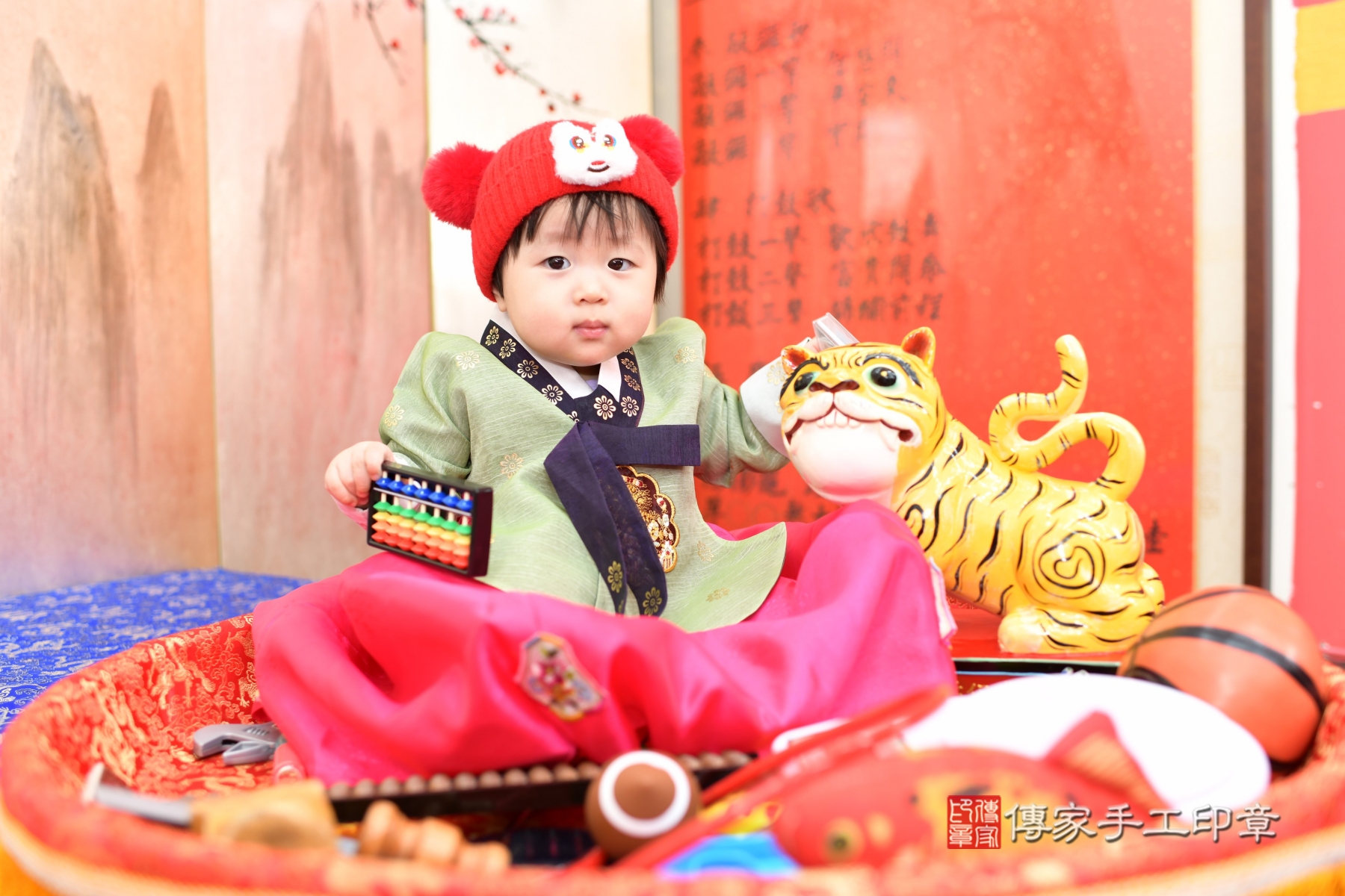 傳家新北店、抓周、古裝禮服照