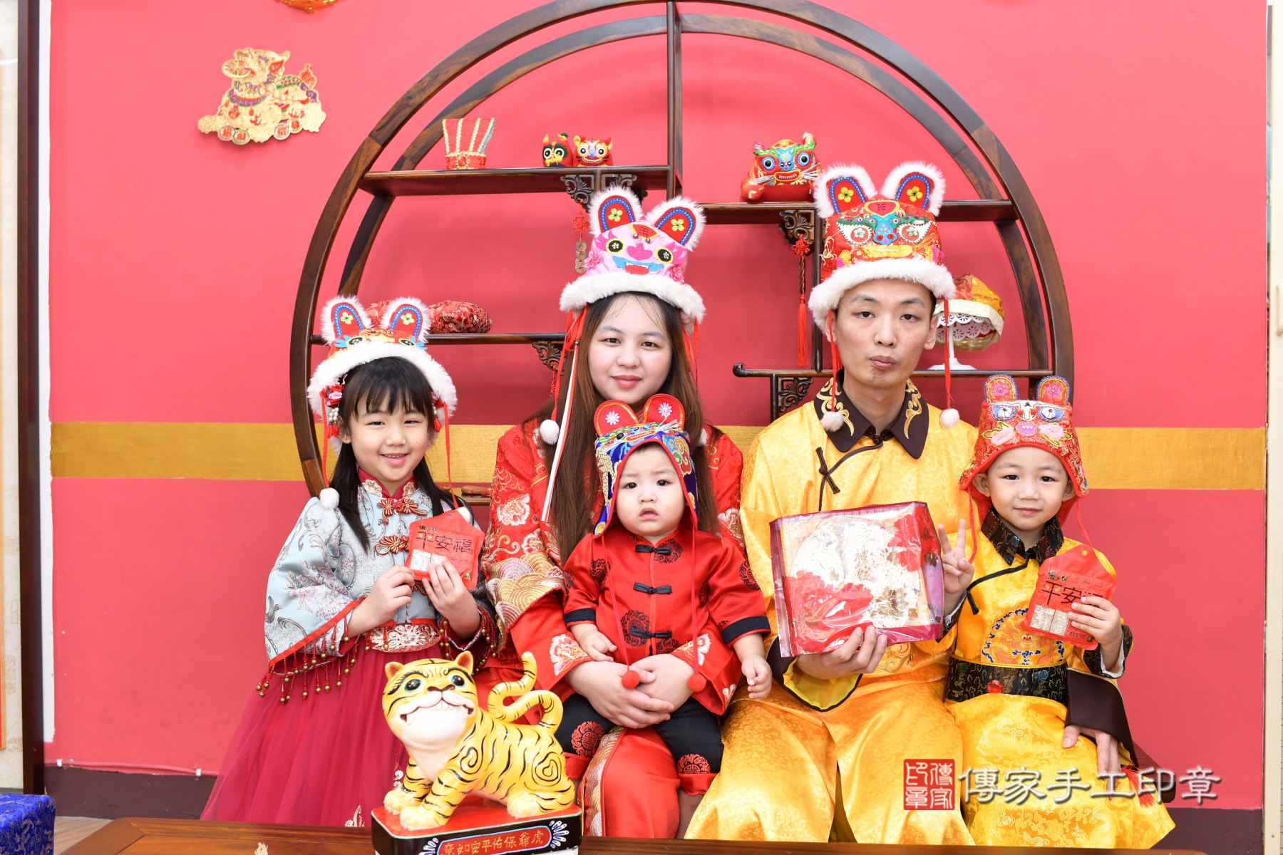 傳家新北店、抓周、古裝禮服照