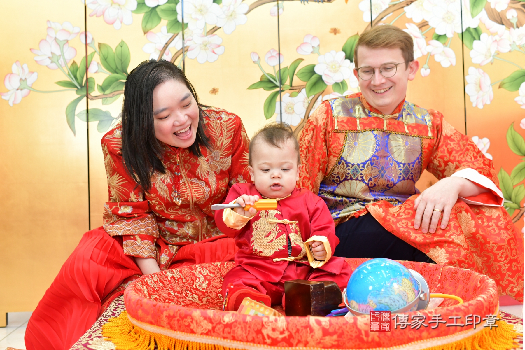 傳家台中店、抓周、古裝禮服照