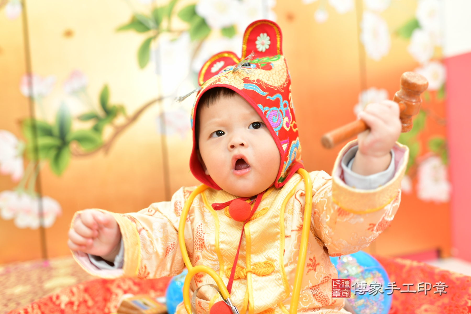 傳家台中店、抓周、古裝禮服照