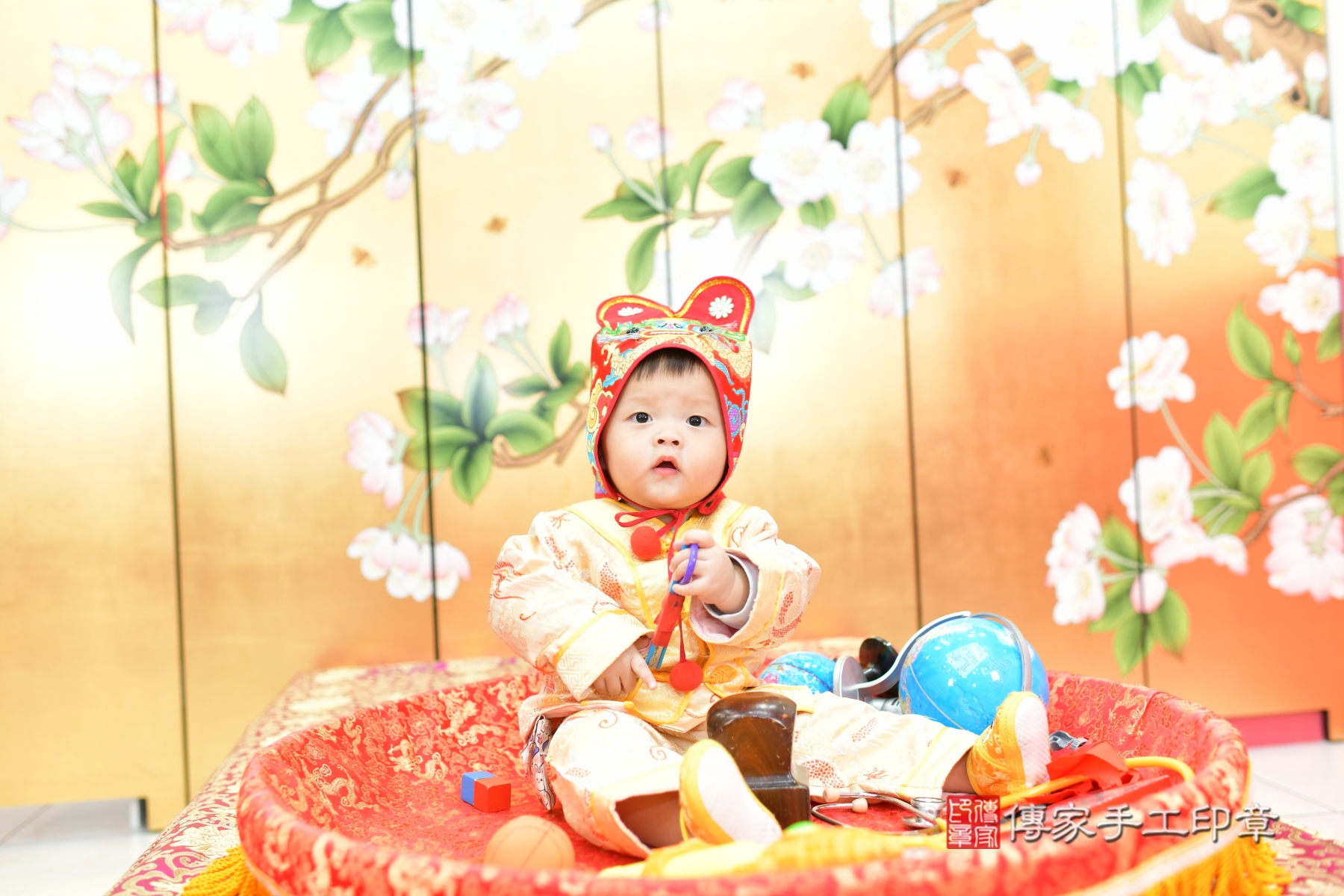傳家台中店、抓周、古裝禮服照
