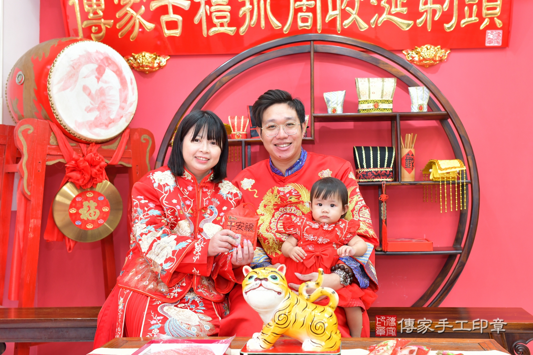 傳家台中店、抓周、古裝禮服照