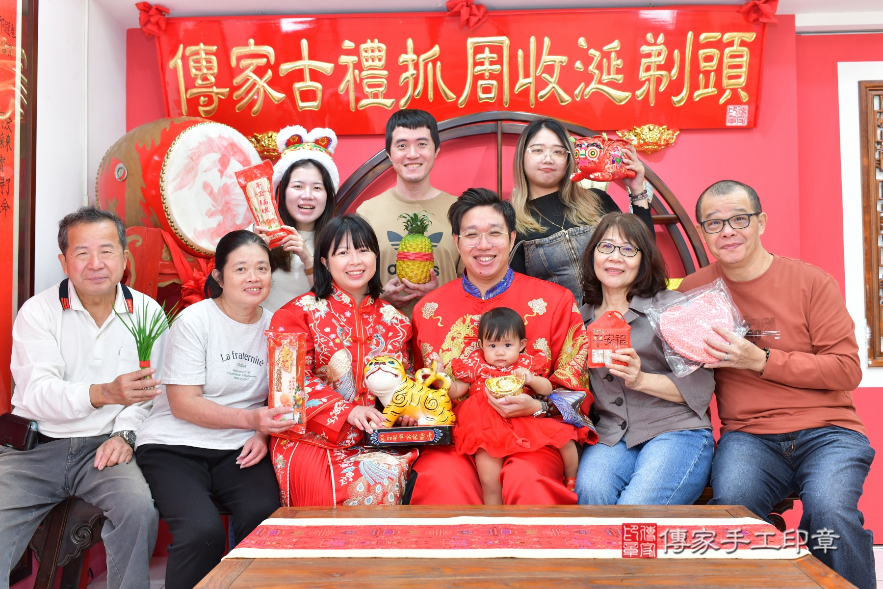 傳家台中店、抓周、古裝禮服照