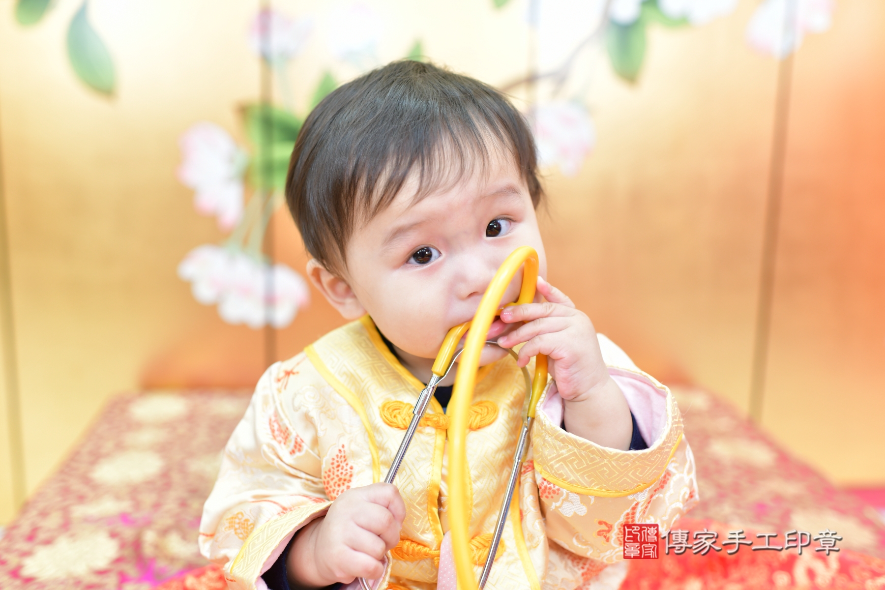 傳家台中店、抓周、古裝禮服照