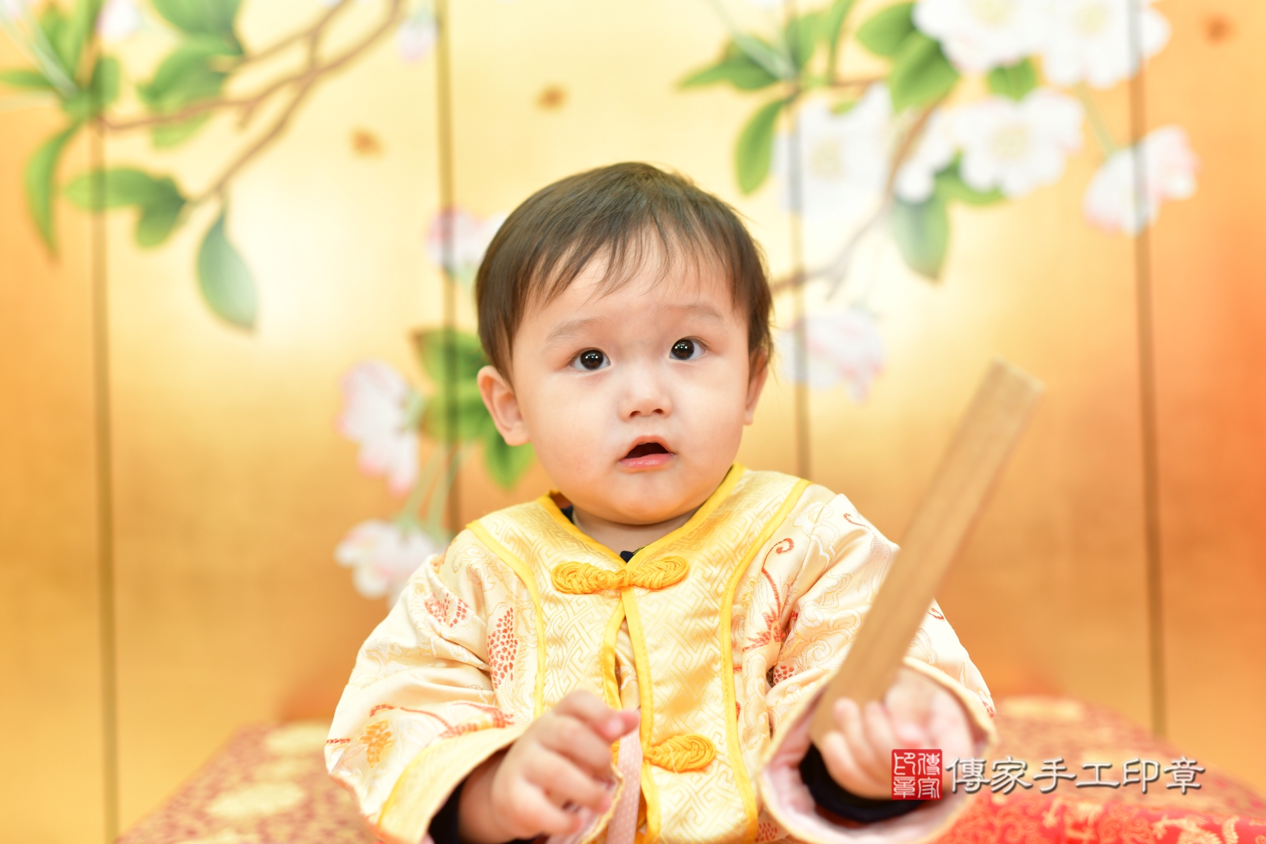 傳家台中店、抓周、古裝禮服照