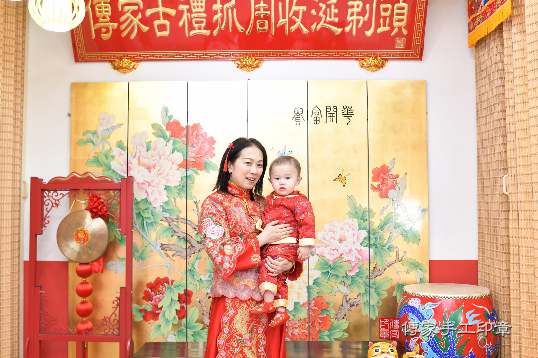 傳家台北店、抓周、古裝禮服照 傳家台北店、抓周、古裝禮服照