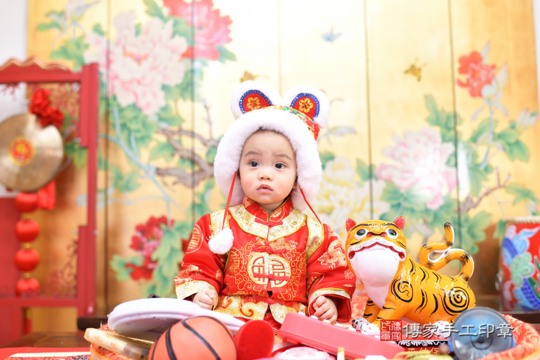 傳家台北店、抓周、古裝禮服照 傳家台北店、抓周、古裝禮服照