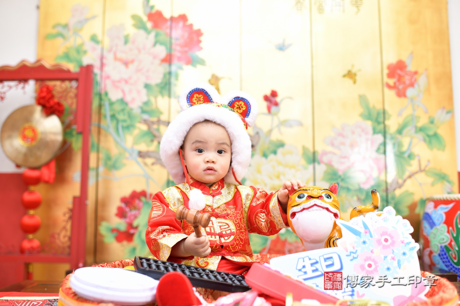 傳家台北店、抓周、古裝禮服照 傳家台北店、抓周、古裝禮服照