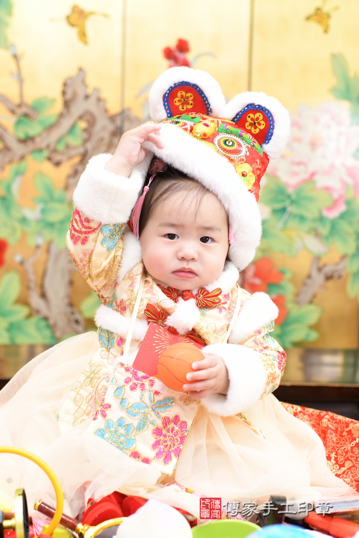 傳家台北店、抓周、古裝禮服照 傳家台北店、抓周、古裝禮服照