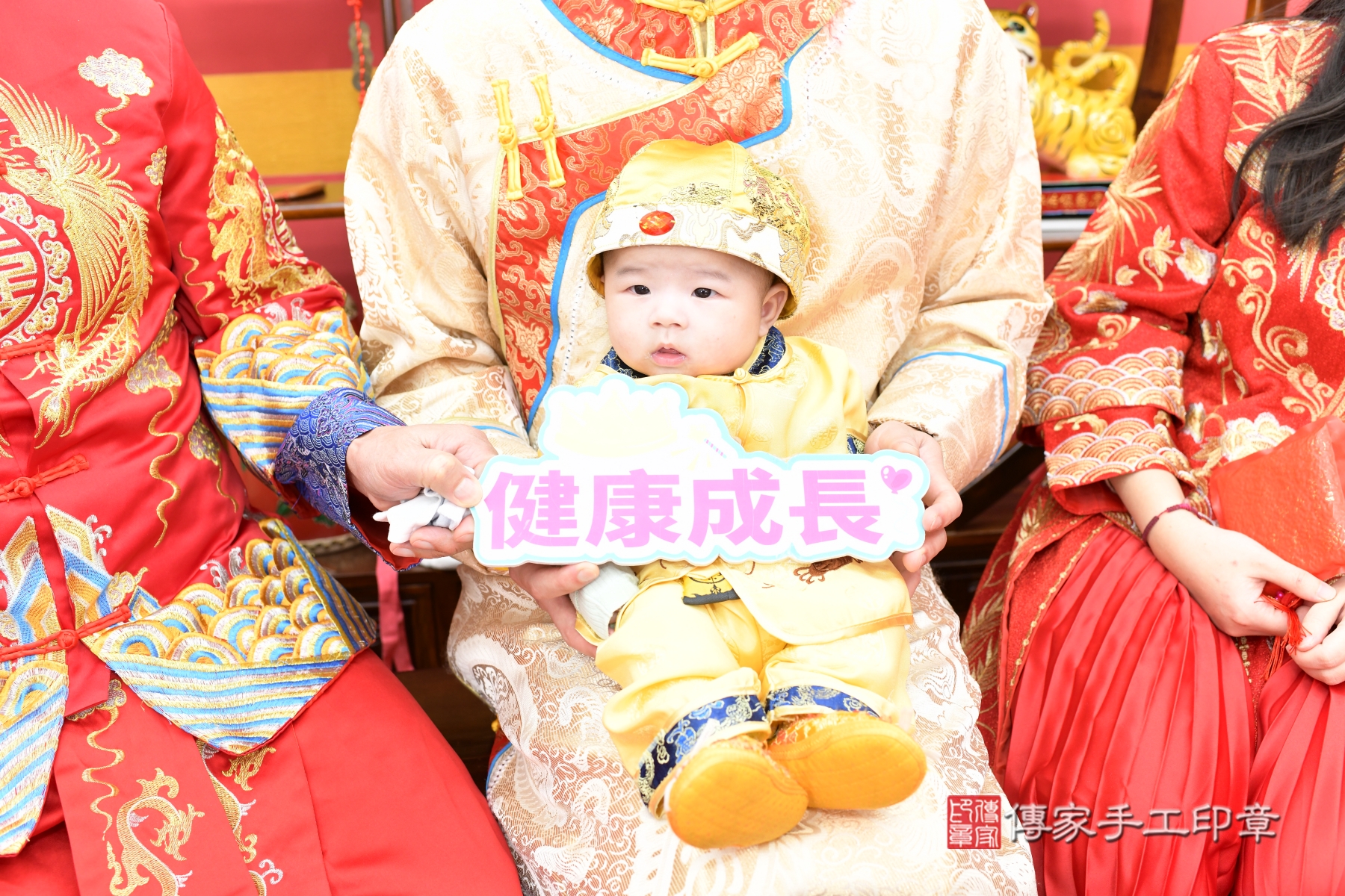 傳家台北店、收涎、古裝禮服照 傳家台北店、收涎、古裝禮服照