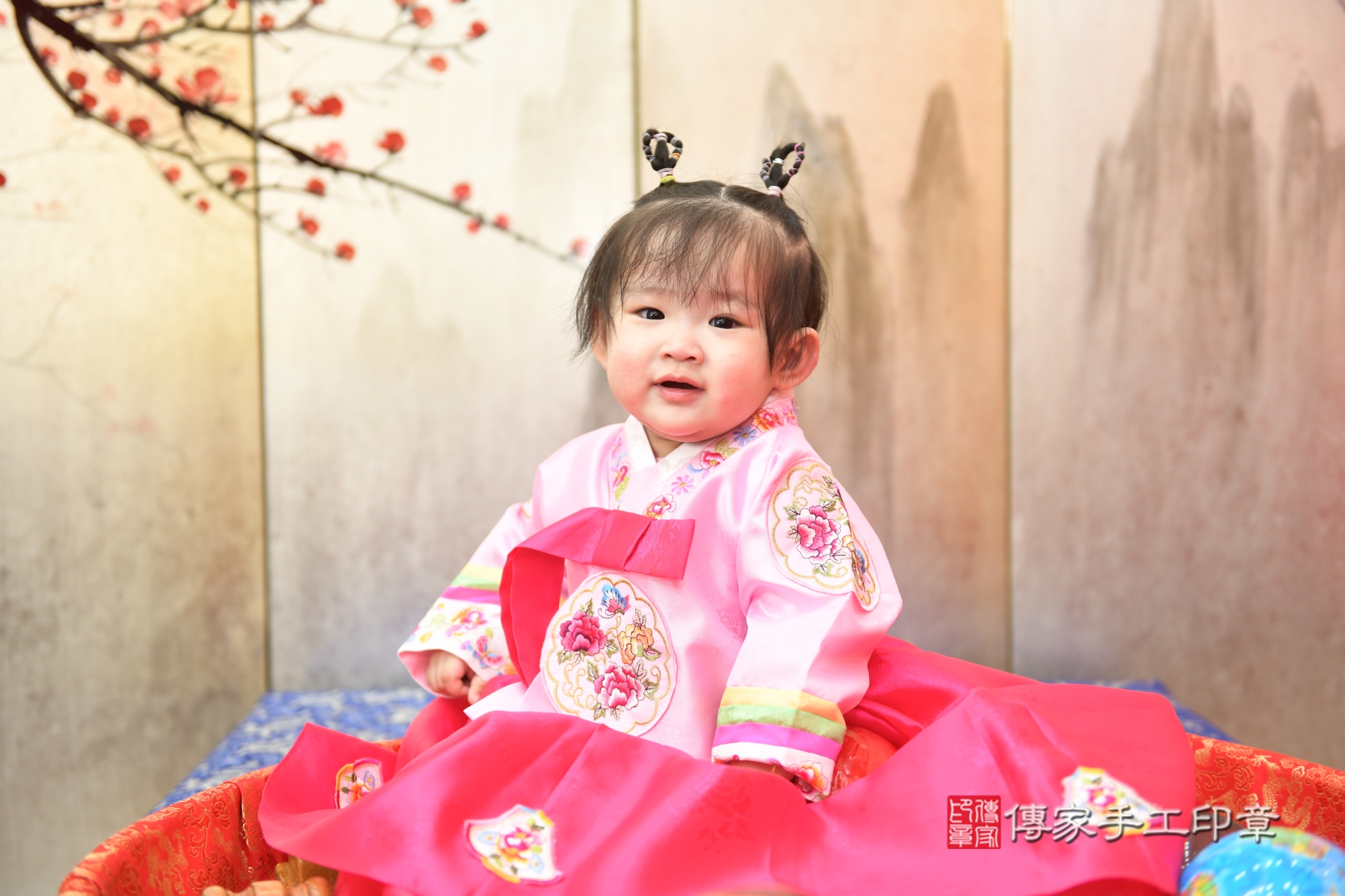 傳家台北店、抓周、古裝禮服照 傳家台北店、抓周、古裝禮服照
